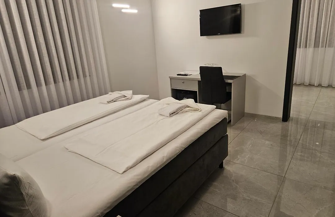Hotel Da Gianni GmbH-1
